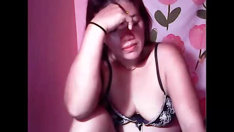 Snapshot of ladysweet4u69 chatting on 06-09-26, 09:21 ladysweet4u69 online show from 06-09-26, 09:21