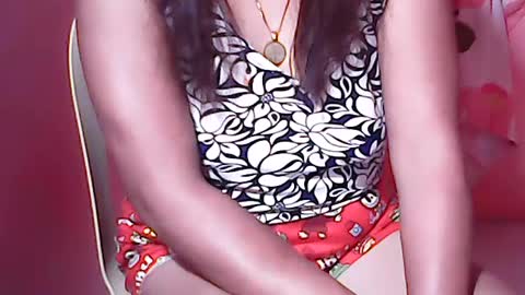 Snapshot of ladysweet4u69 chatting on 06-22-26, 06:43 ladysweet4u69 online show from 06-22-26, 06:43