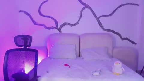 Lady  online show from 03-04-25, 04:17