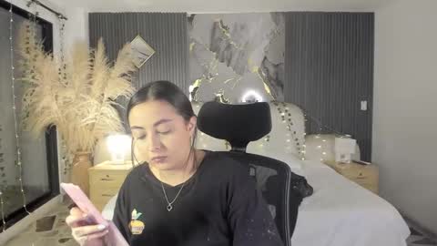 Lady  online show from 03-02-26, 03:52