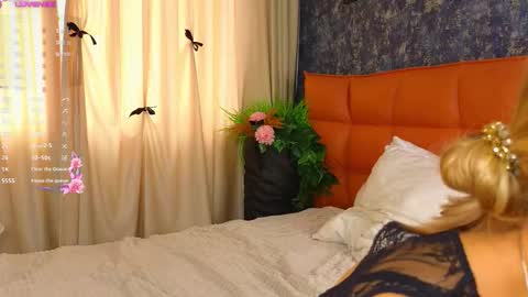 Snapshot of lafeti chatting on 09-09-25, 06:46 Lilia online show from 09-09-25, 06:46