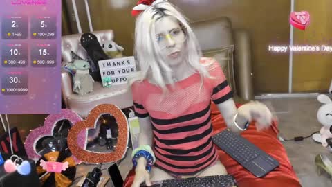 Snapshot of laflakita21 chatting on 12-03-24, 12:02 Skinnygirl online show from 12-03-24, 12:02