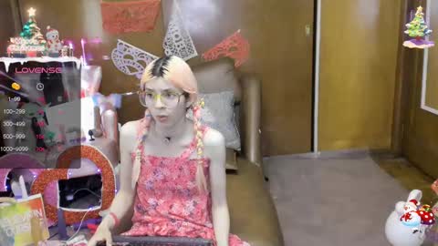 Snapshot of laflakita21 chatting on 02-27-25, 12:43 Skinnygirl online show from 02-27-25, 12:43