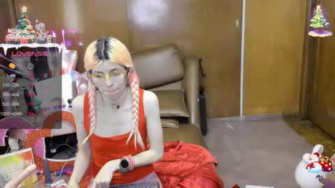 Snapshot of laflakita21 chatting on 03-06-25, 11:09 Skinnygirl online show from 03-06-25, 11:09