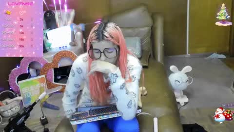 Snapshot of laflakita21 chatting on 09-13-25, 02:22 Skinnygirl online show from 09-13-25, 02:22