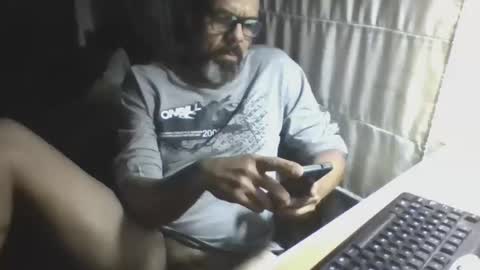 La Genova esta Dura beard boy male dick mastubate latinosexy latinohot latino glasses mature strong stronglegs online show from 04-15-26, 05:25