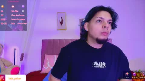 Snapshot of laia_and_damian chatting on 10-25-25, 12:02 laia_and_damian online show from 10-25-25, 12:02