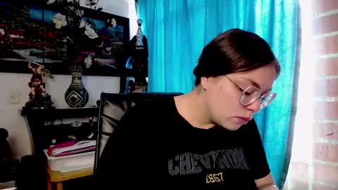 laia_hadid online show from 03-05-26, 04:03