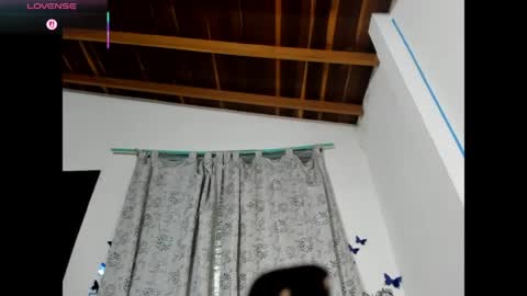 Snapshot of laila_laly chatting on 04-28-26, 03:17 Leila Laly online show from 04-28-26, 03:17