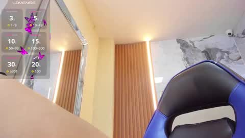   online show from 10-02-25, 12:23