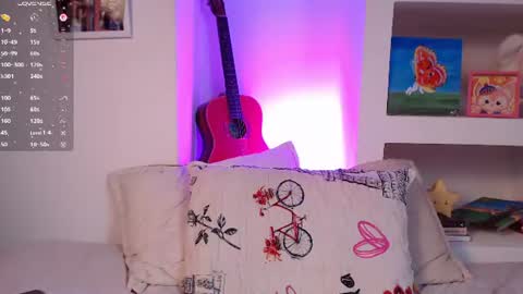Snapshot of lailypink chatting on 07-11-26, 04:21 samanta online show from 07-11-26, 04:21