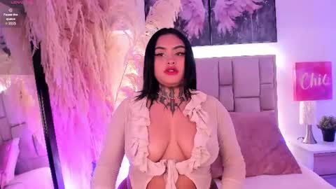 Laira heravy online show from 06-18-26, 12:09