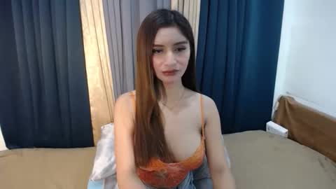 Snapshot of lakshmi_filipina chatting on 11-28-25, 01:08 kristine online show from 11-28-25, 01:08