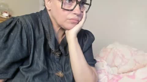 Snapshot of lalaisallbad chatting on 11-23-25, 03:28 Naomi Rose online show from 11-23-25, 03:28