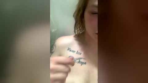 lalionnemasquee online show from 06-02-26, 08:38