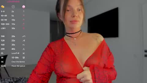 Lallie  online show from 03-28-26, 03:55