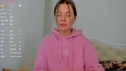 Lallie  online show from 04-08-26, 03:12