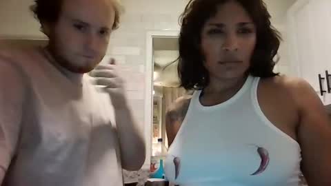 LALOVE99 online show from 04-06-26, 03:48