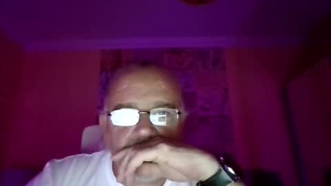 Snapshot of lamabama chatting on 10-06-25, 10:40 lamabama online show from 10-06-25, 10:40