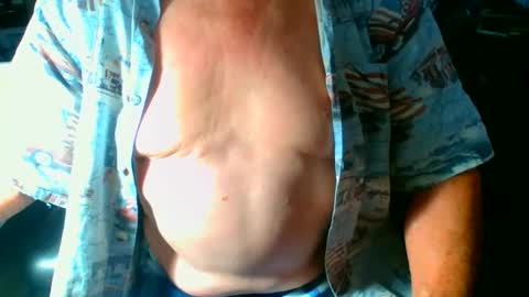 lamarbrazil online show from 10-20-25, 02:39