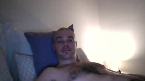 Snapshot of lambch0ps chatting on 12-17-25, 12:44 lambch0ps online show from 12-17-25, 12:44