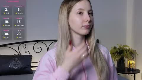 Snapshot of lana__j chatting on 02-08-26, 02:53 Liana online show from 02-08-26, 02:53