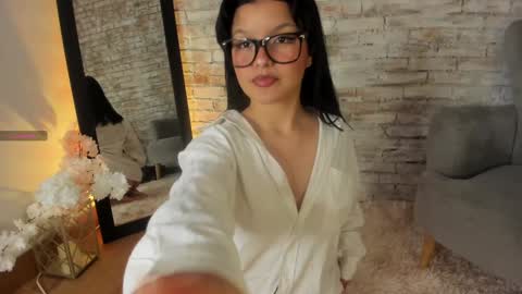  Lana  online show from 02-05-25, 11:55