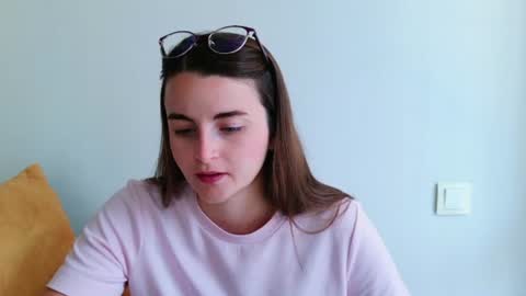 lana_gl online show from 07-01-26, 09:44
