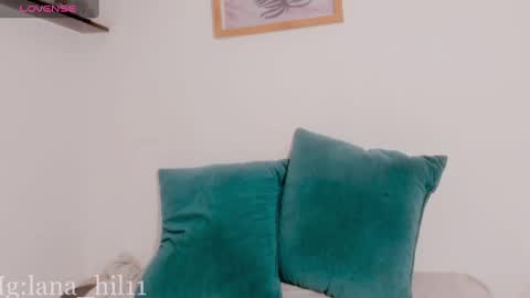 Snapshot of lana_hil chatting on 09-25-25, 02:26 LANA online show from 09-25-25, 02:26