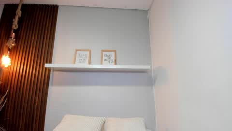 Lana     igauroraaaaaaaaa 1 online show from 04-01-26, 02:12