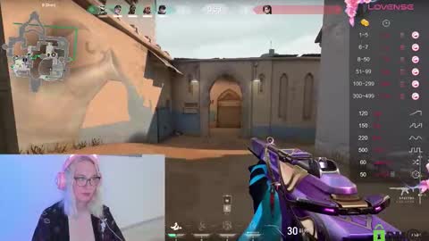 Snapshot of lana_lunar chatting on 10-12-25, 12:04 Lana online show from 10-12-25, 12:04