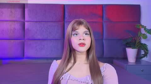 valentino moon online show from 05-11-26, 01:11