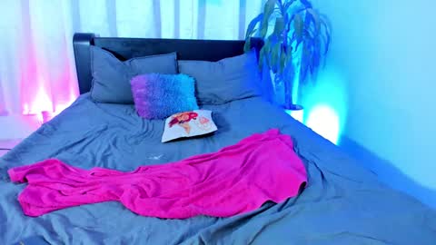 emma online show from 02-19-25, 01:29