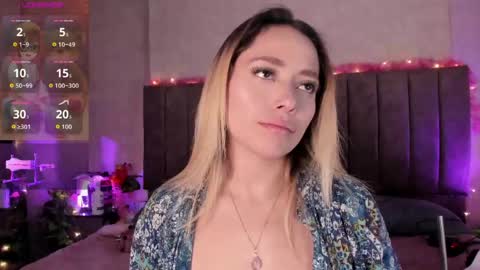 Snapshot of lanaamills chatting on 05-30-26, 04:42 Lana online show from 05-30-26, 04:42