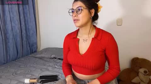 Snapshot of lanadekievit chatting on 12-02-25, 12:38 Lanadekievit online show from 12-02-25, 12:38