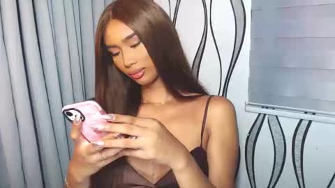 Lana online show from 02-24-25, 10:47