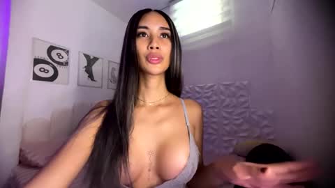 Lana online show from 12-03-25, 11:03