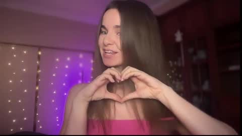 Lana online show from 03-11-25, 11:37