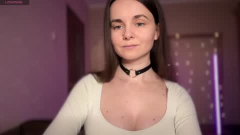 Snapshot of lanaloulou chatting on 06-18-26, 08:57 Lana online show from 06-18-26, 08:57