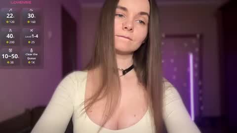 Snapshot of lanaloulou chatting on 07-19-26, 08:56 Lana online show from 07-19-26, 08:56