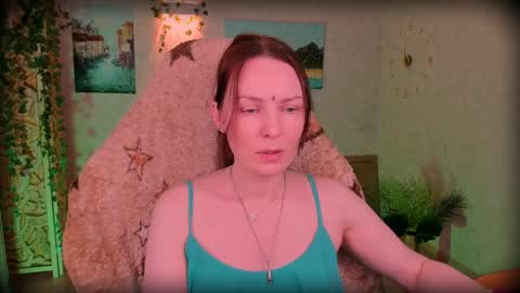 Snapshot of lanaradiance chatting on 05-20-26, 04:02 Lana Radiance online show from 05-20-26, 04:02