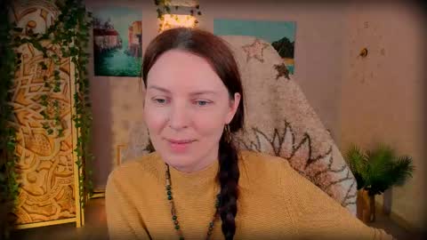 Snapshot of lanaradiance chatting on 05-31-26, 03:19 Lana Radiance online show from 05-31-26, 03:19