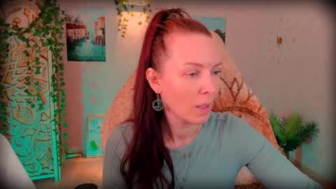 Snapshot of lanaradiance chatting on 06-03-26, 09:34 Lana Radiance online show from 06-03-26, 09:34