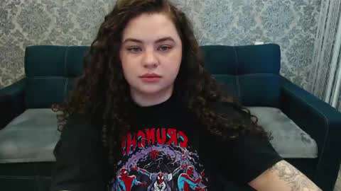LanaRoub online show from 05-18-26, 03:13
