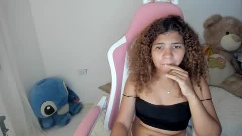 Snapshot of lanarouse1 chatting on 03-10-25, 05:22 Lana online show from 03-10-25, 05:22