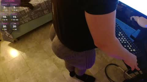 Lancelot V. online show from 10-03-25, 05:04