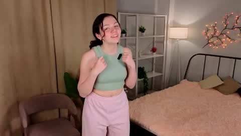 Natasha online show from 04-18-26, 07:07