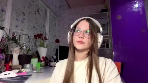 Eva online show from 03-12-26, 06:14