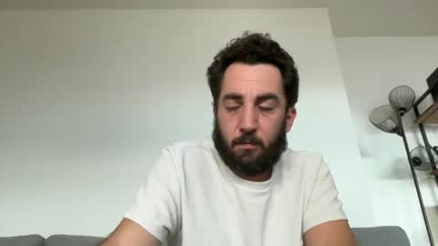 Snapshot of lanimalr chatting on 12-02-24, 02:08 Lanimal online show from 12-02-24, 02:08