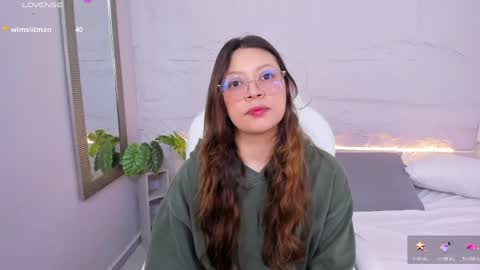 Snapshot of lanna_18_ chatting on 04-23-26, 12:29 Lanna online show from 04-23-26, 12:29